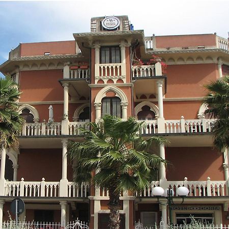 Hotel Doria Chiavari Exterior photo
