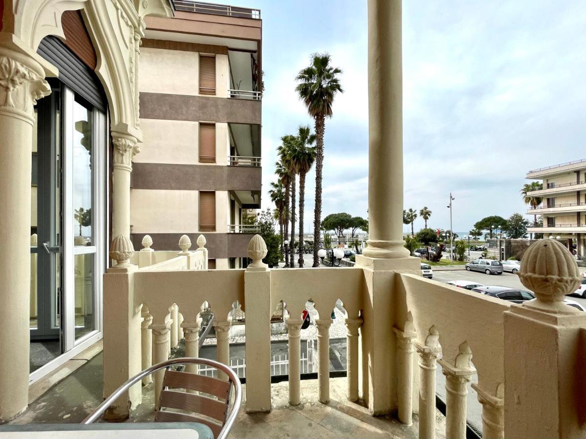 Hotel Doria Chiavari Exterior photo